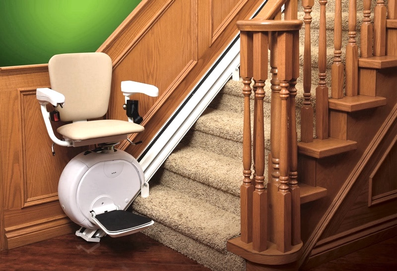 savaria k2 stairlift parked